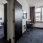 Hotel Profilhotels Mercur 3*