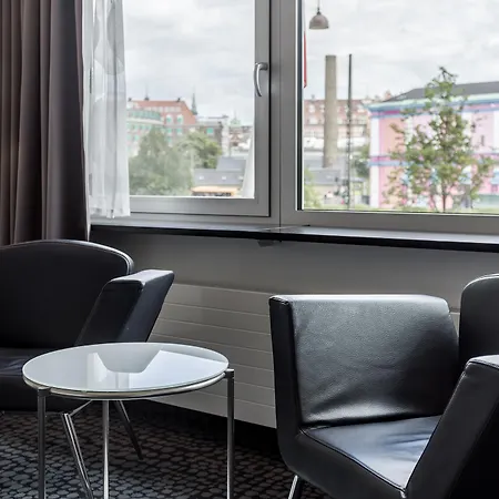 Отель Profilhotels Mercur 3*